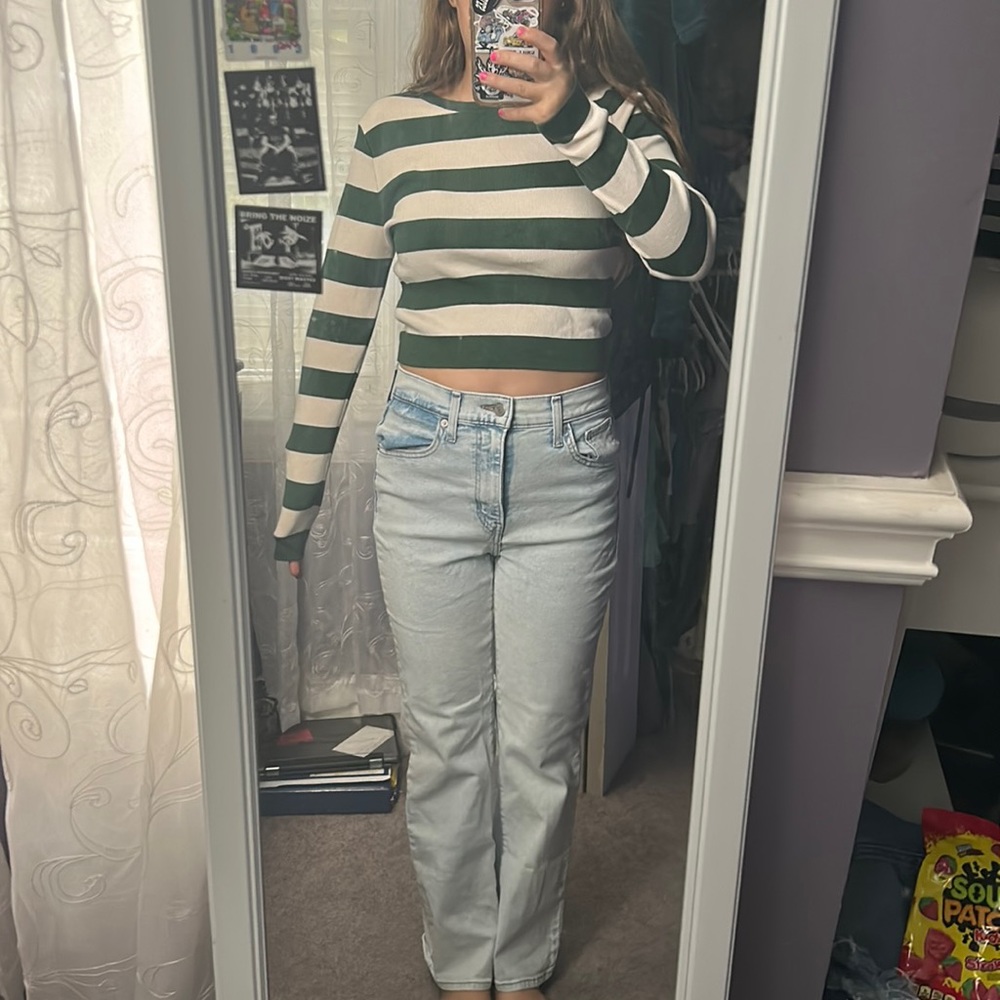 Zara knit cropped striped (ivory & dark green) long sleeve!! in great condition